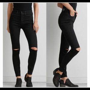 AE hi-rise jegging black with knee holes sz 4 short EUC